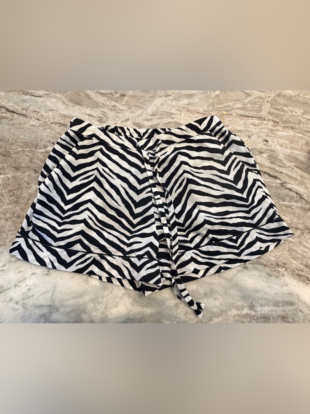 Tahari Sleepwear Zebra Print Pajama Shorts Black White Size S